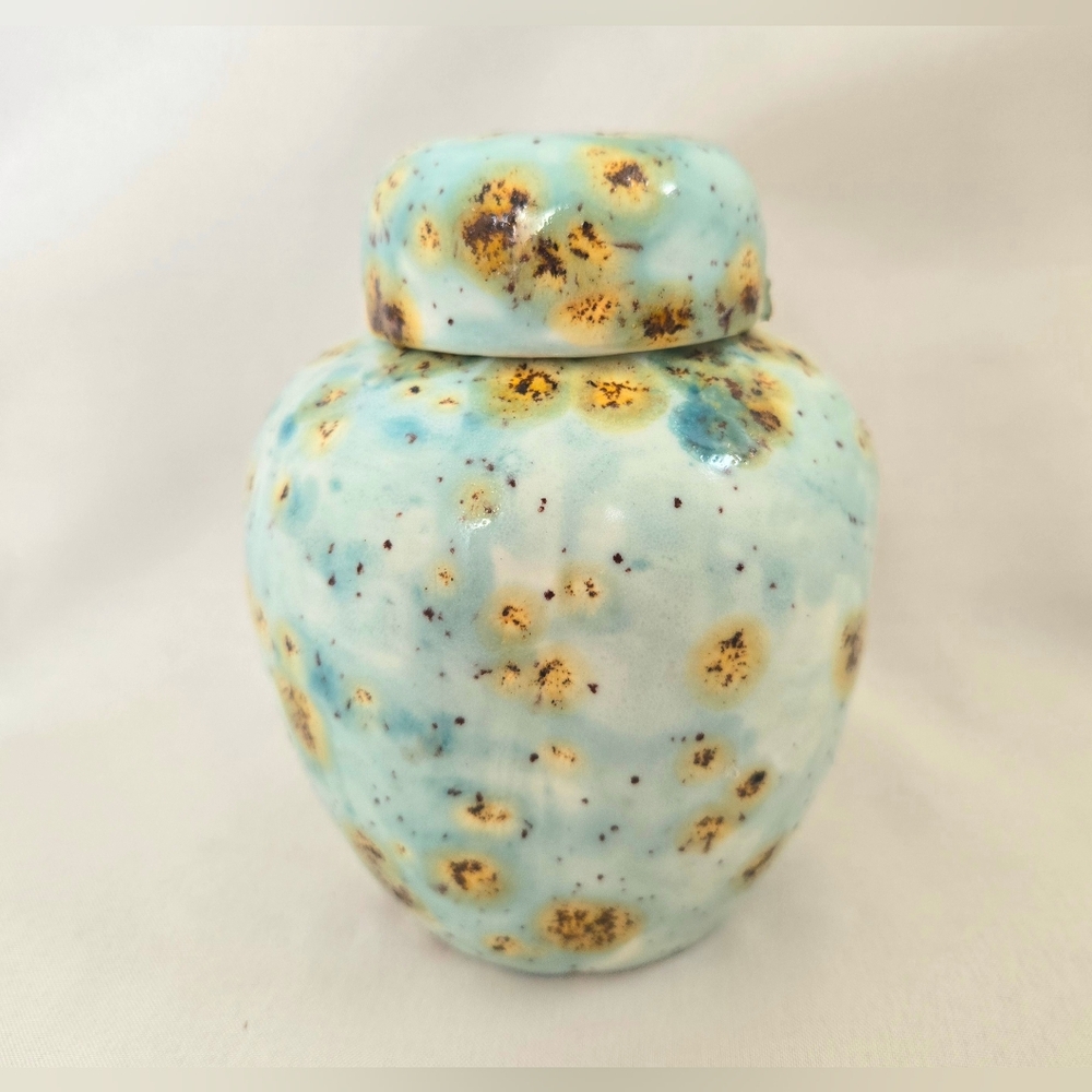 Vintage Light Blue Speckled Pottery Ginger Jar Urn w/ Lid